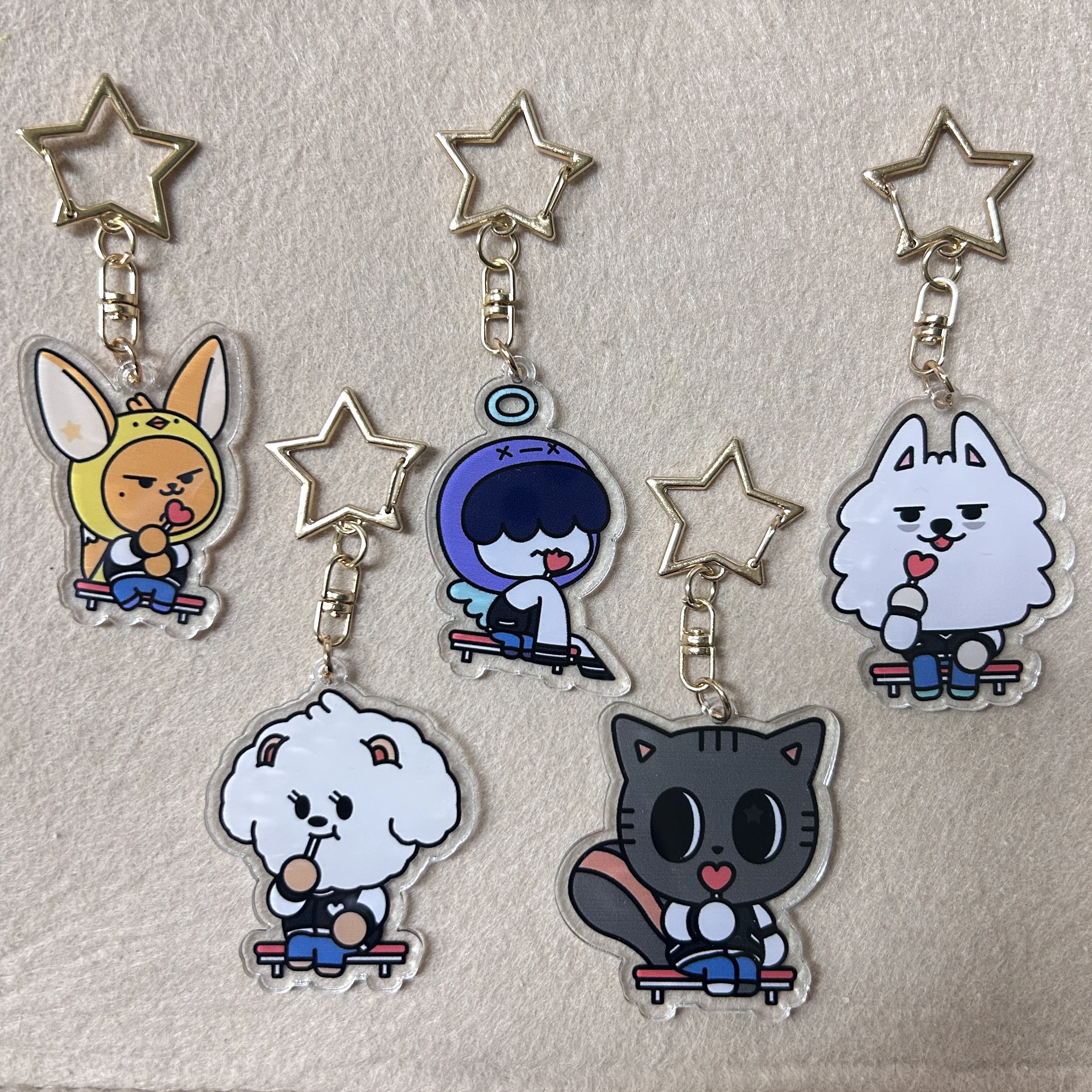 Kpop Idols Yeonjun Soobin Keychain 5PCS/Set Cartoon Acrylic Carabiner Key Ring Bag Pendant HueNingKai Taehyun Beomgyu Fans Gift