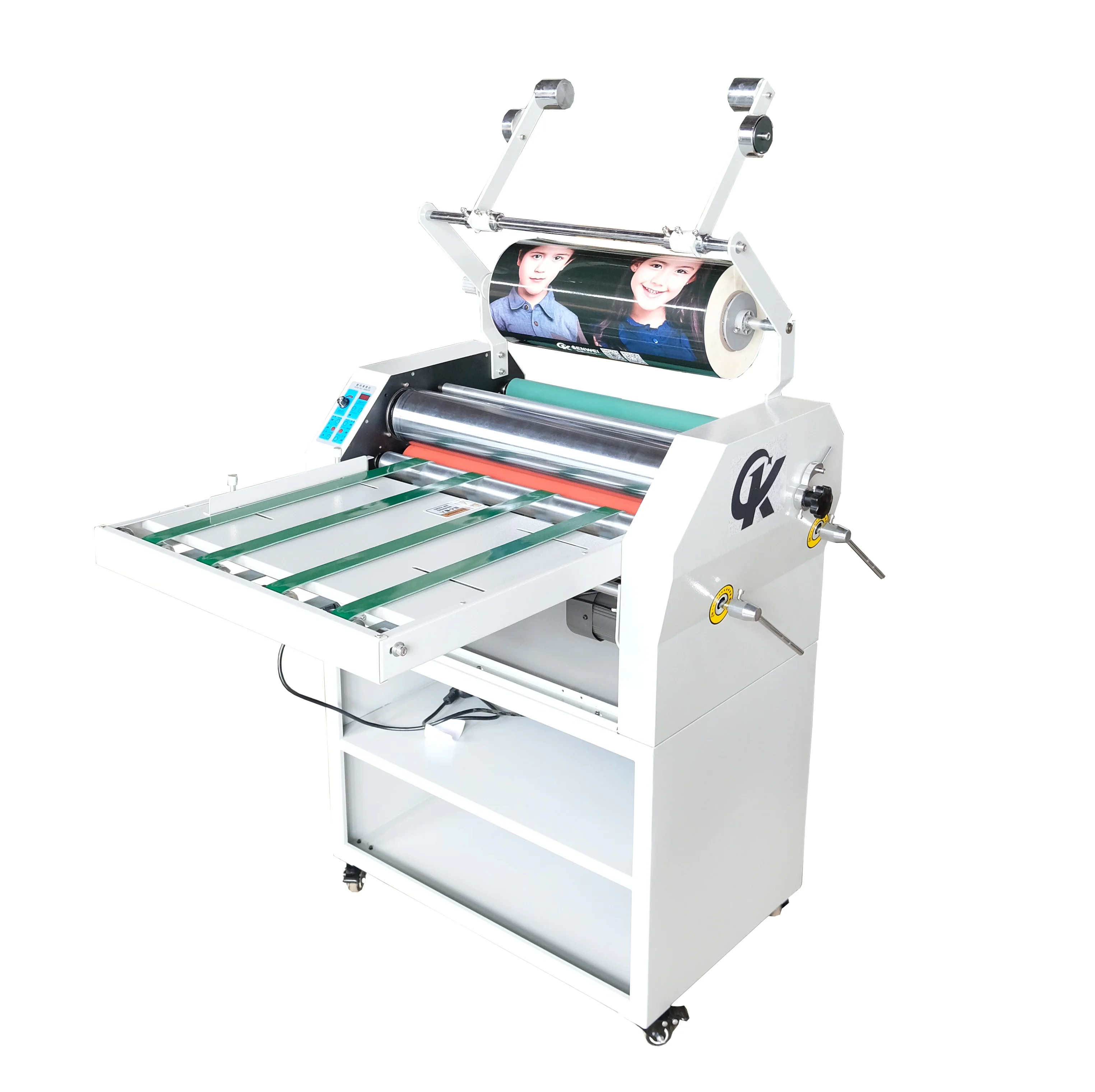 

SMFM520A Новый стиль ламинирования горячих рулонов