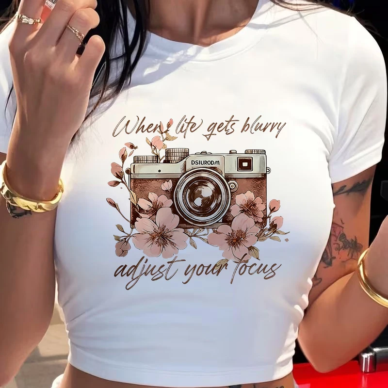 Sexy Flower and Camera Print Crop Tops with A Graphic Design Women's Short Sleeve Cropped T Shirt Girls Spring Summer Clothes