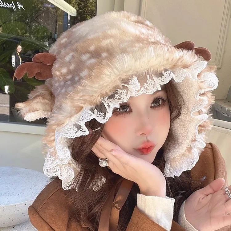 Japanese Winter Women\'s Furry Windproof Pullover Bomber Hat for Girl Plush Lace Trimed Ear Protection Christmas Hat Gorras