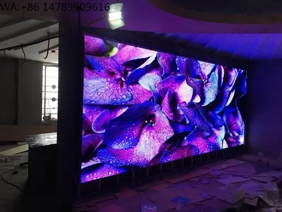 Custom Waterproof LED DisplayPremium Full Color Waterproof Display Flight Case