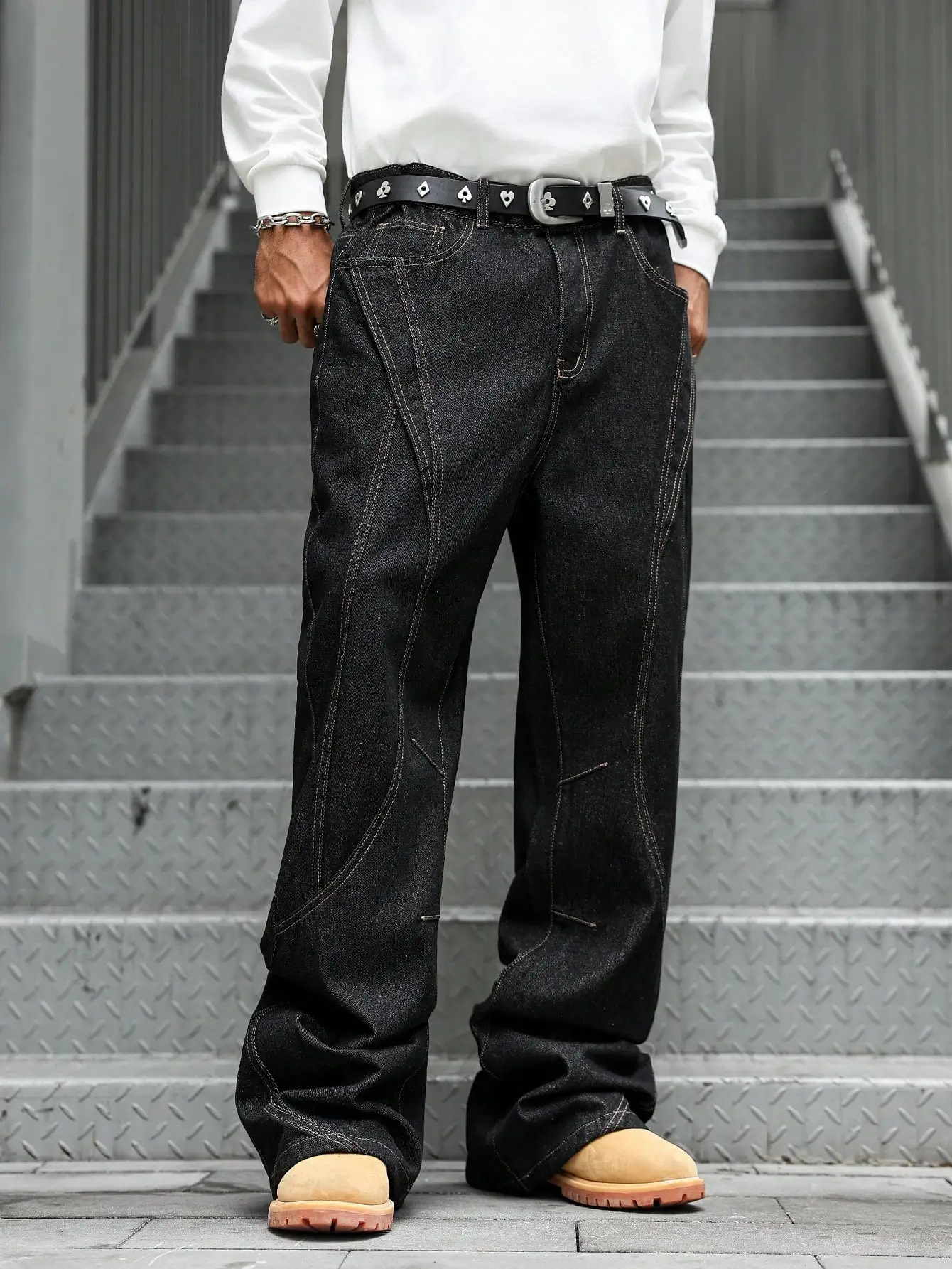Men's Fashion Trend Casual Patchwork Distressed Flared Black Jeans, Loose, Comfortable, and Breathable Style.