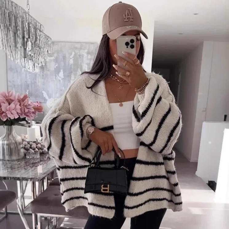 

Mujer Loose And Versatile Fashionable Striped Printed Cardigan Autumn And Winter Sweater Womens Fall Clothes 2025 Oberbekleidung