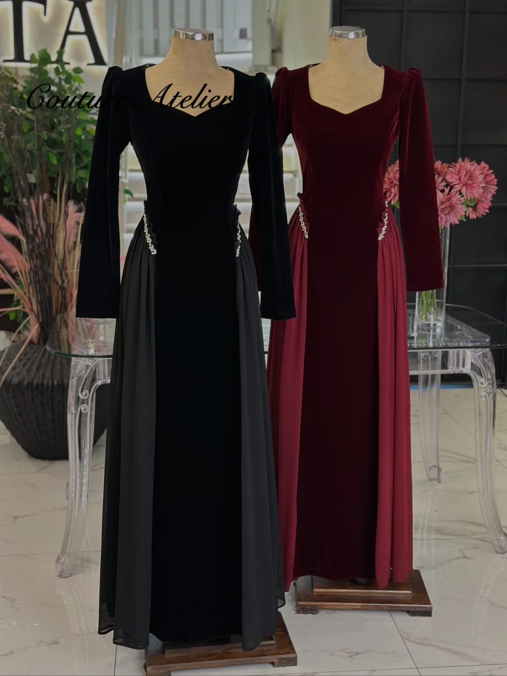 

Dubai Customized A-Line Red Velvet Evening Dress Elegant Long Sleeve vestidos de noche Glitter Beaded hemline Formal Evening