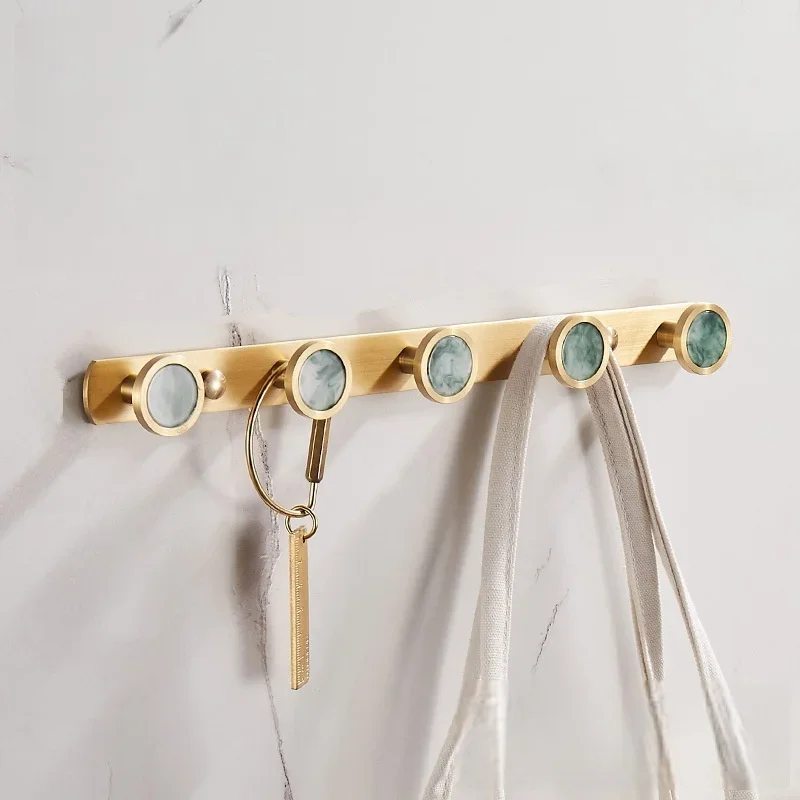 ブラッシュドゴールドのバスルームローブフック、壁掛けタオルフック、キッチンタオルフック、真鍮ゴールドの鍵、帽子、バッグハンガーホルダー、洋服フック