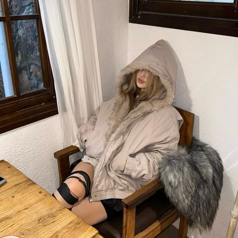 

Зимняя теплая одежда для мужчин и женщин, простое плюшевое пальто в стиле ретро, спортивная одежда, новая свободная кожаная мотоциклетная куртка с меховым воротником в стиле панк, пара