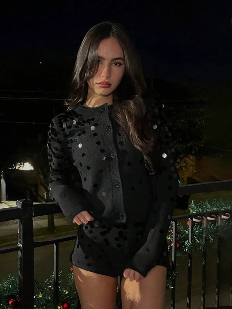 Autumn/Winter New Arrivals Stylish Black Sequined Knitted Cardigan Single-Breasted Button-Front Perfect for Autumn and Winter