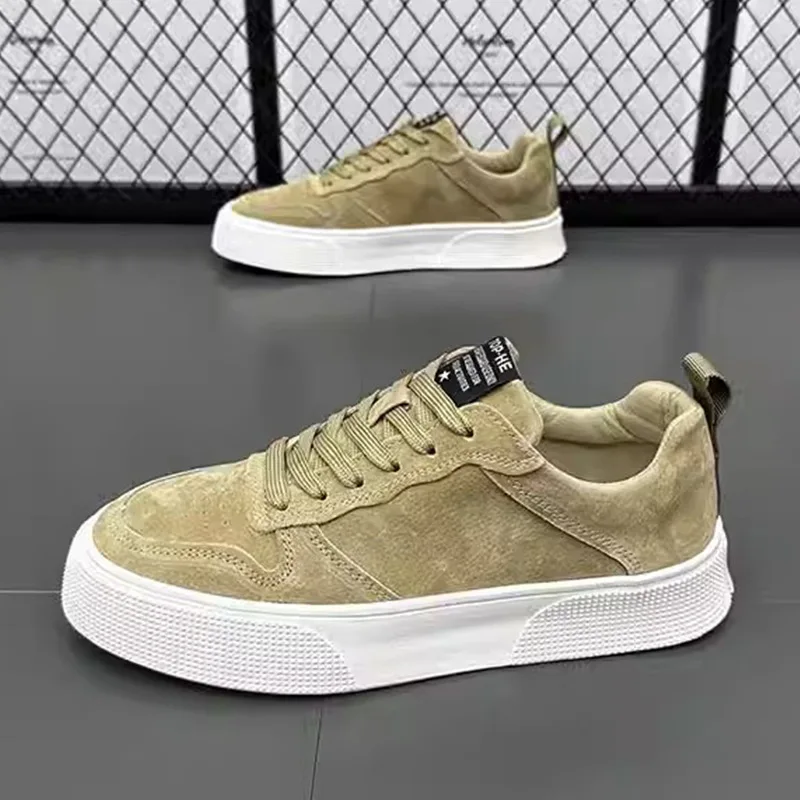 Lightweight Casual Sports Men\'s Shoes 2023 New Autumn Winter Suede Trend Versatile Soft Sole Comfortable Board Shoes for Men