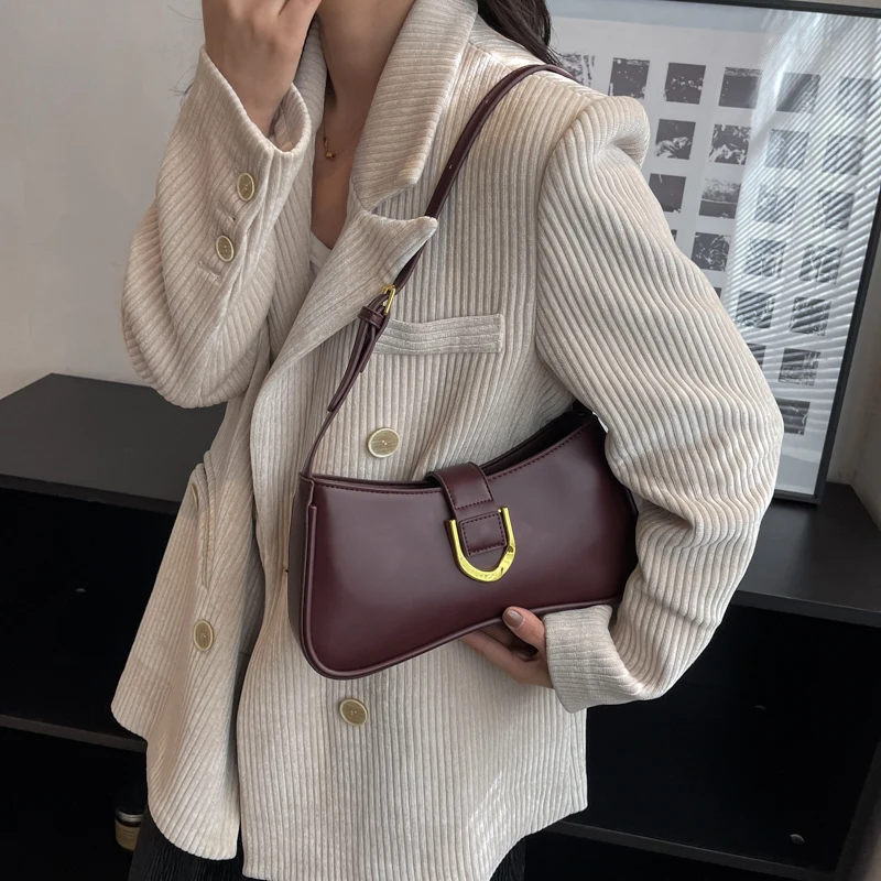 LEFTSIDE Shoulder Side Bag for Women 2022 Winter Designer Small PU Leather Crossbody Bag 2022 Trend Handbags and Purse