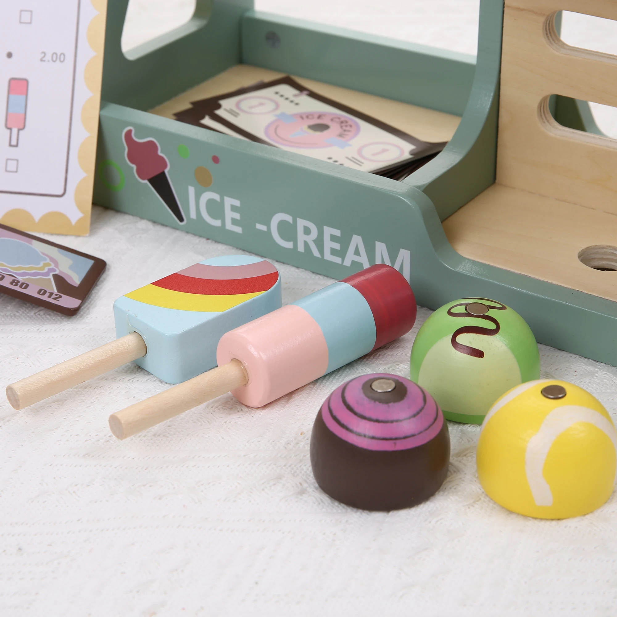 ชุดของเล่นเคาน์เตอร์ไอศกรีมสำหรับเด็ก ชุดของเล่นทำอาหารไม้ ชุดของเล่นไอศกรีม ของเล่นเสริมพัฒนาการเด็กเล็ก