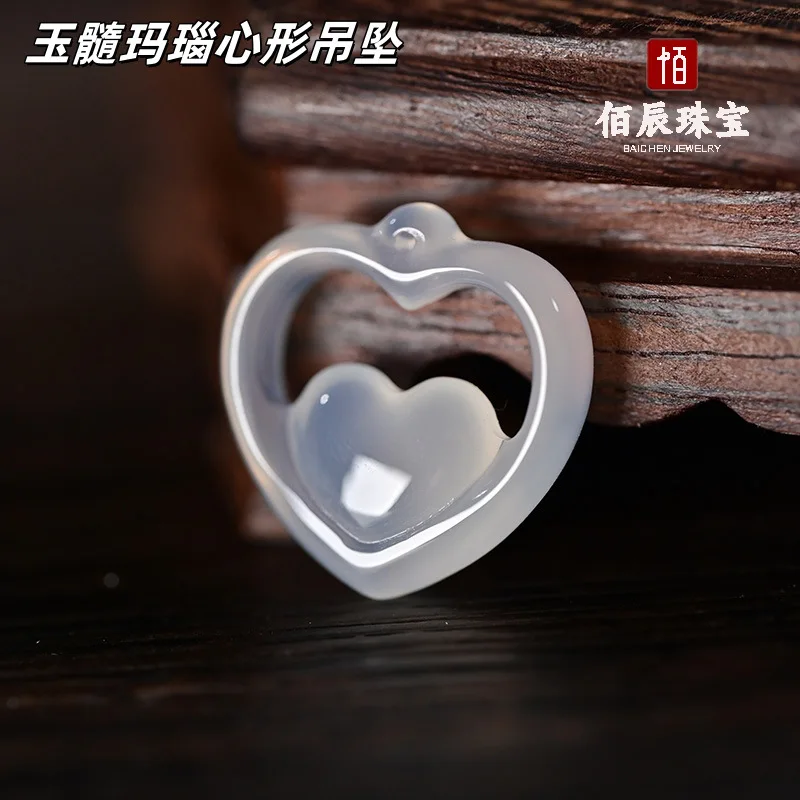 

White Chalcedony Hand-carved Heart-shaped Pendant Fashion Boutique Jewelry Men and Women Agate Necklace Gift