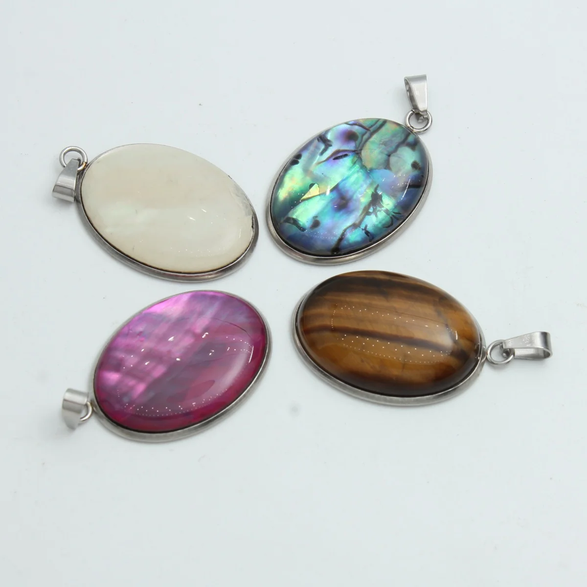 

19.7x30x7mm Dan Shape Natural Popular Black Shell White Shell Abalone Shell Bead Stone DIY Pendant Jewelry Making