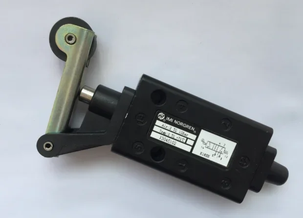 2026 X3029602 X3045922 X3046702 X3047202 X3064202 Norgren Shuttle Valve