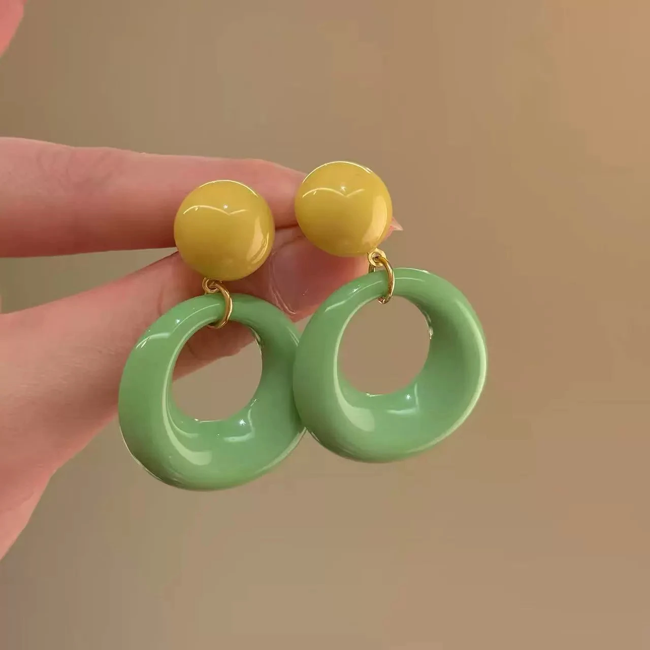 Dopamine Resin Contrast Color Circles Round Drop Earrings for Women Candy Hyperbole Korean Acrylic Daily Jewelry Christmas Gift