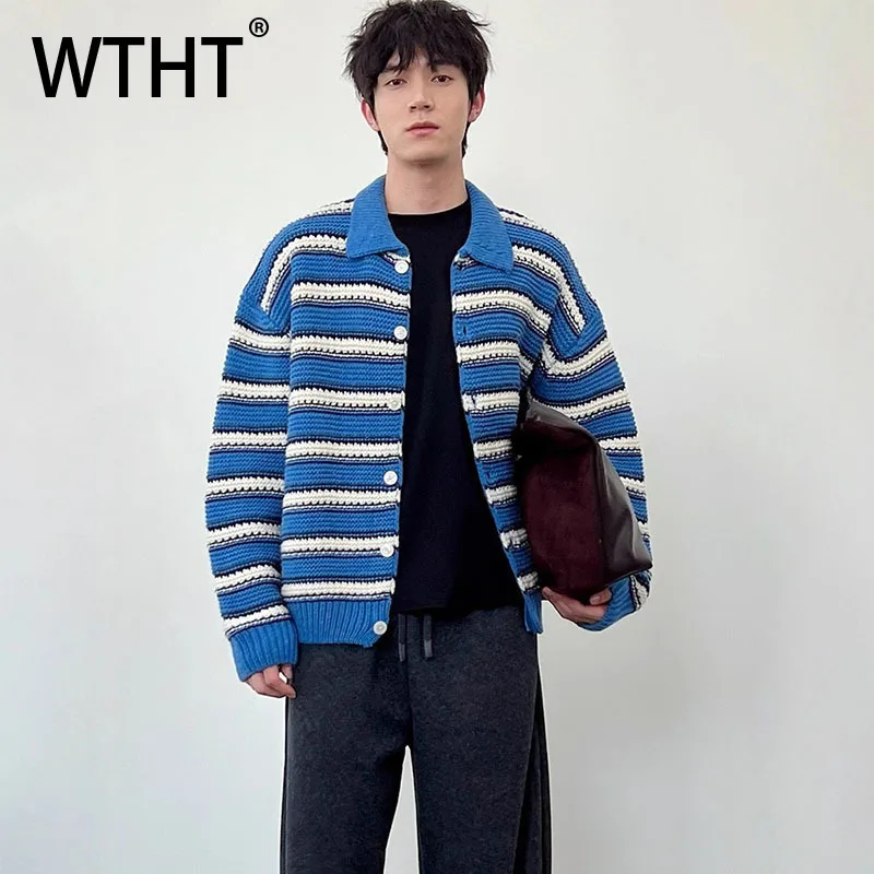 

WTHT модные мужские полосатые контрастные цветные вязаные пальто, модные куртки с длинными рукавами и отложным воротником, мужские куртки, осень 2023, 2A2003