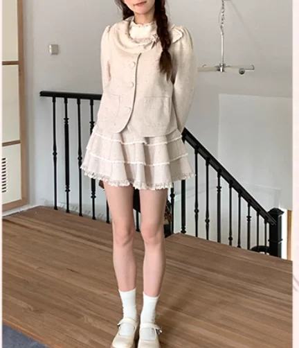 Otoño Invierno nuevas mujeres agradable arco blanco roto lindo cuello Peter Pan Chaqueta corta moda reductor de edad versátil Top de manga larga