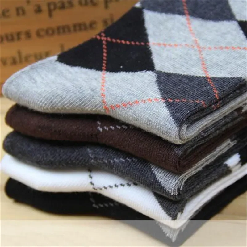 New Arrivals Rhombus Pattern Cotton Men\'s Socks Buiness  Autumn Winter Casual Socks Male High Quality Gifts 5 Colors to Choose