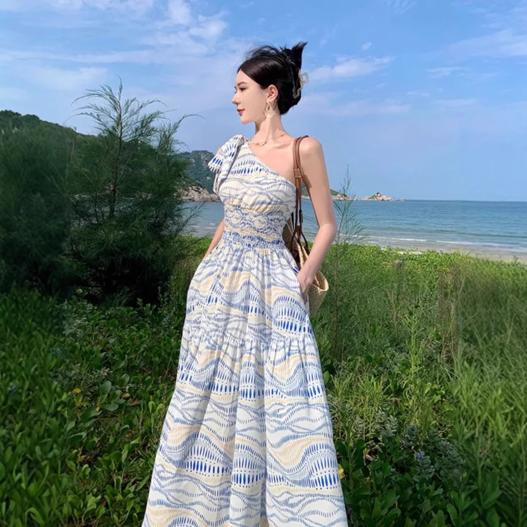 

Платье с открытыми плечами, пляжное длинное платье с застежкой на талии, уникальный дизайн, пляжная одежда для отдыха и курорта