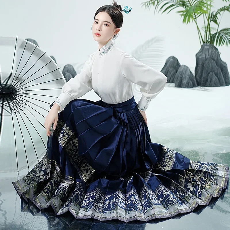 Traditionele Jurk Hanfu Geborduurd Blauw Paard-Gezicht Rok Lange Mouw Opstaande Kraag Shirt Chinese Kostuum