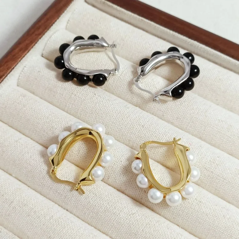 

Fashion Personality Black Agate Earrings, High-end Sense Light Luxury Bead Earrings, Niche Design Elegant and Versatile Earrings