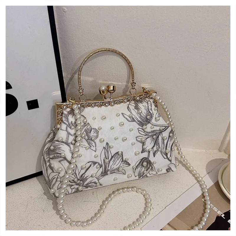 

Женская большая сумка из кожи с рисунком камелии и модным Парижским повседневным легким мягким повседневным современным стилем ​