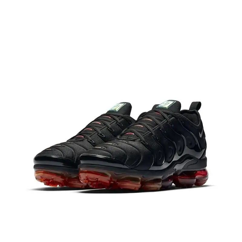 Nike Vapormax Plus Men Women Running Shoes Comfortable and Versatile Low Cut Running Shoes with New Black Gold Shock Absorbent