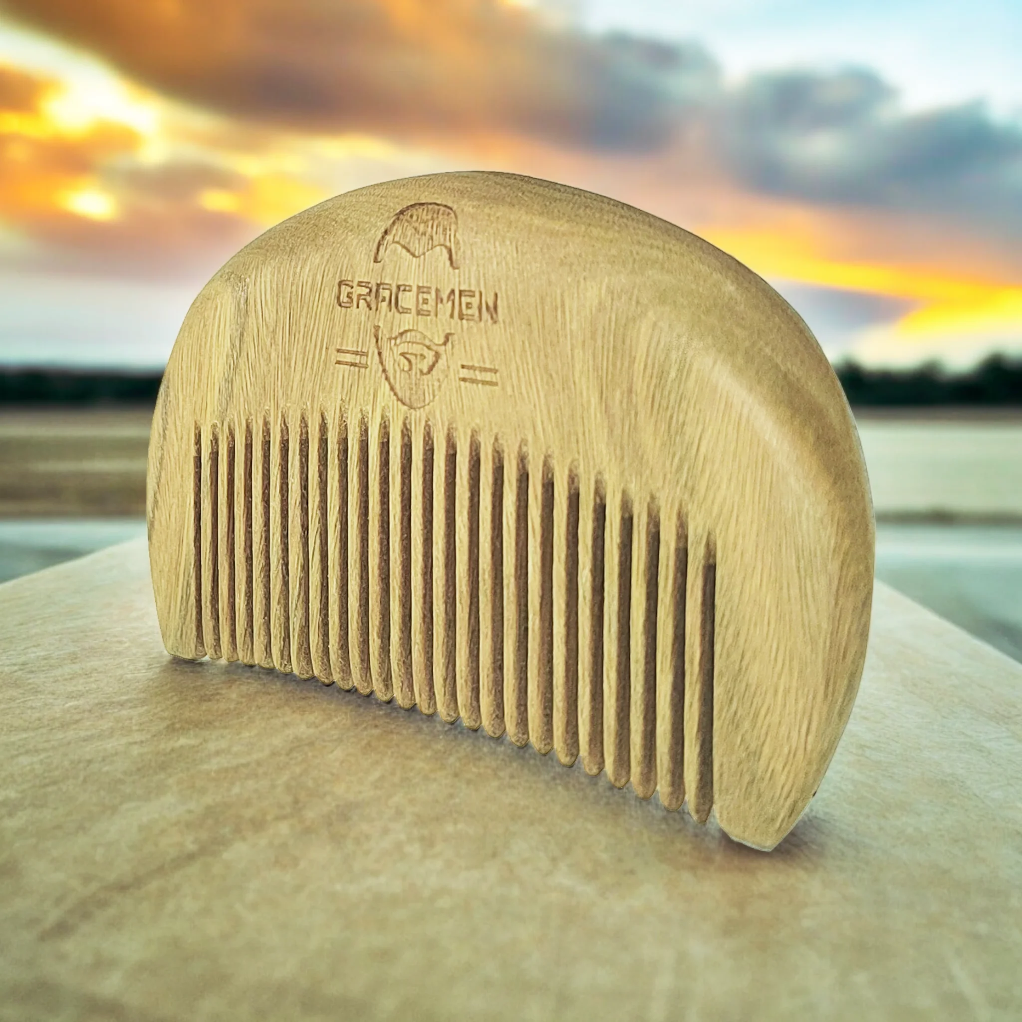 

Gracemen 100% Green Sandalwood Beard Comb Pocket Small Sized Anti-Static Wood Hair Comb Premium Gift to Men