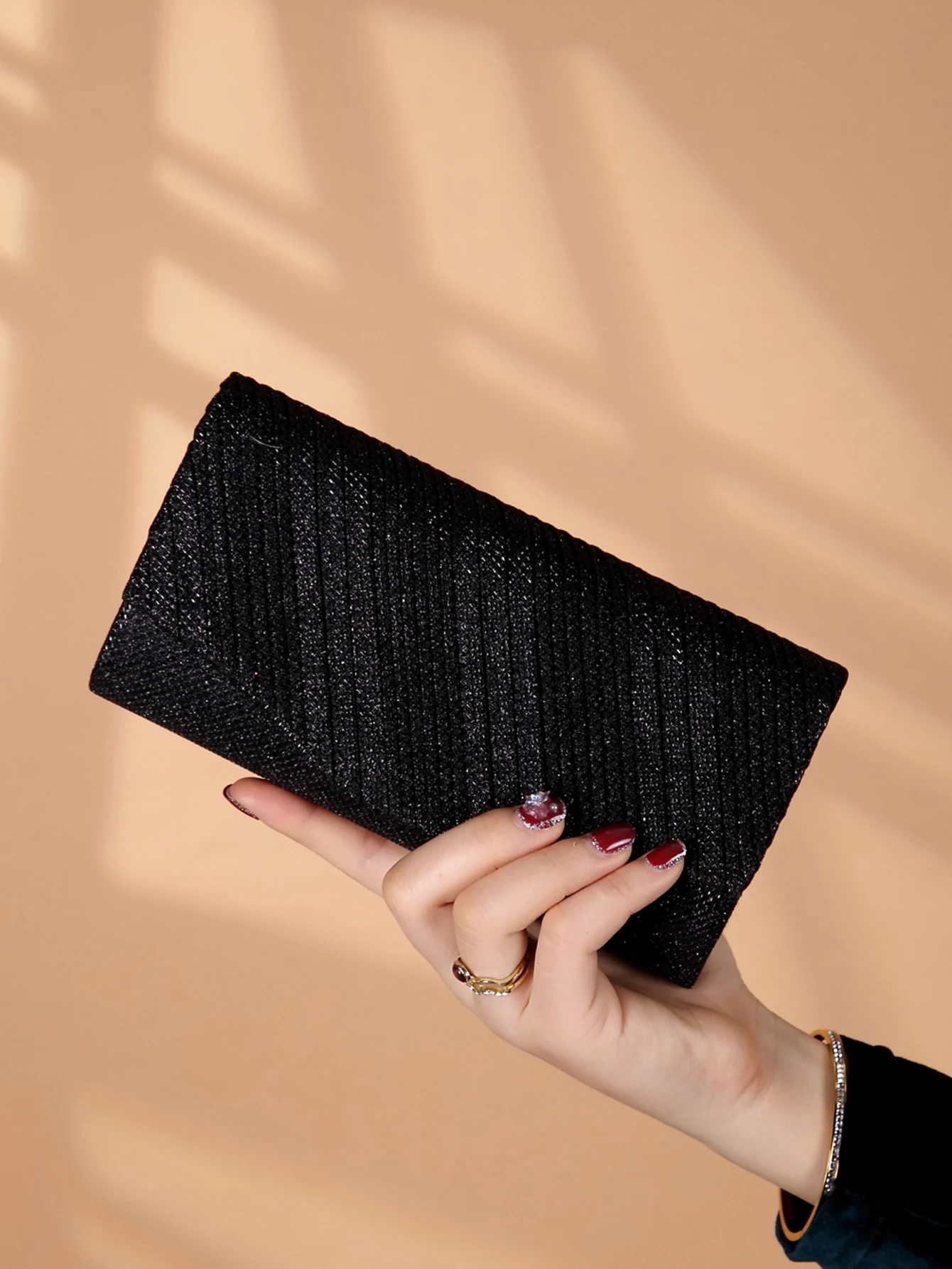 Solid striped envelope evening bag, elegant magnetic closed banquet party evening bag, ladies holding banquet party bag