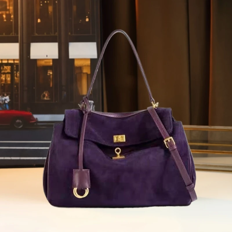 حقيبة يد نسائية كلاسيكية ذات سعة كبيرة - بني أنيق، إغلاق منظمي، مقابض قوية للعمل والسفر والاستخدام اليومي