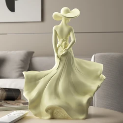WSHYUFEI Gift From Spring for Yourself  Girl Wearing Dress Home Decor High-End Resin Crafts Mother's Day Gift Office Decoration