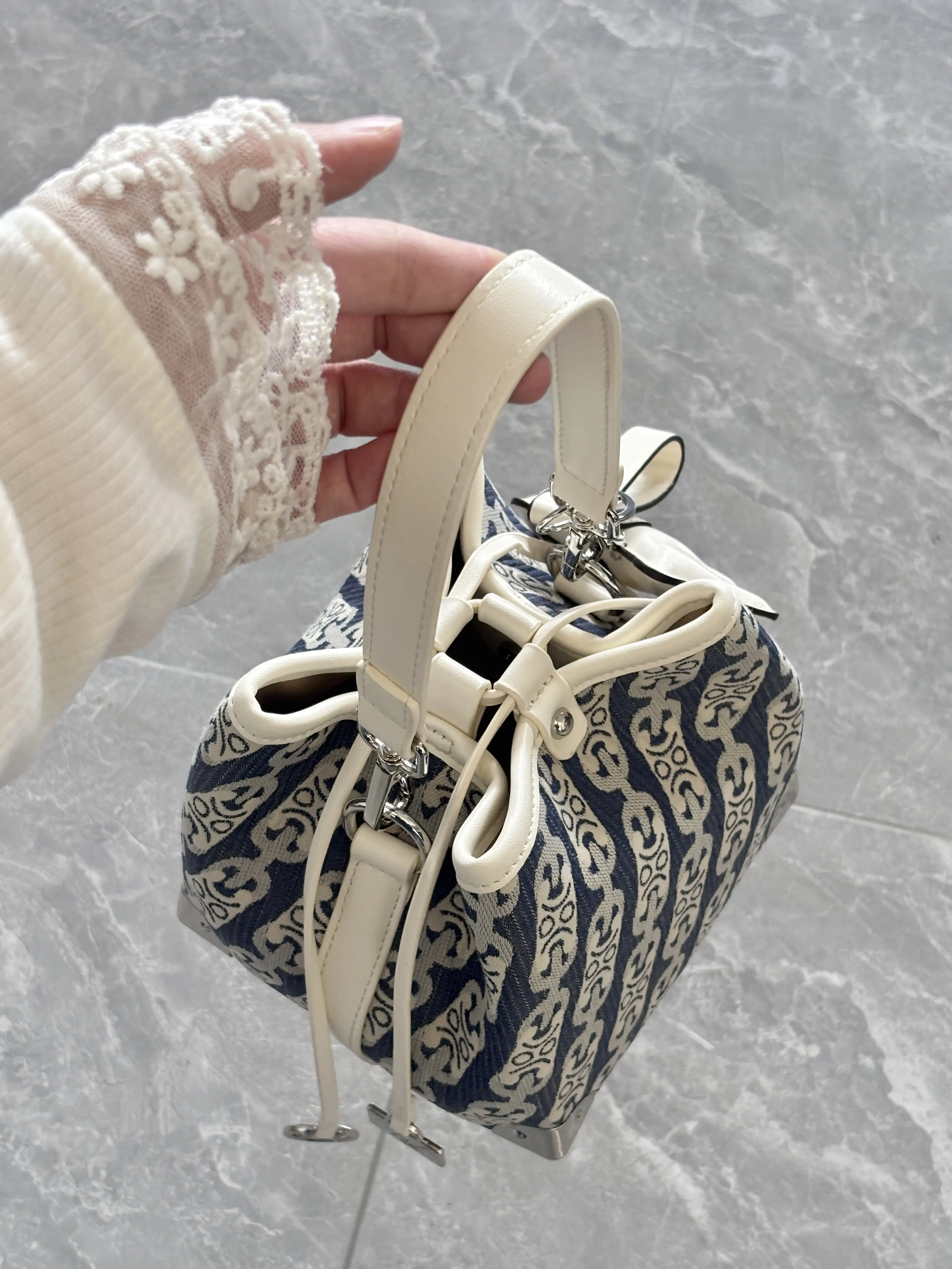 ciyah-luxury-women's-bucket-bag-chain-print-crossbody-shoulder-bag-versatile-handbag-retro-style-leather-purse-for-youth