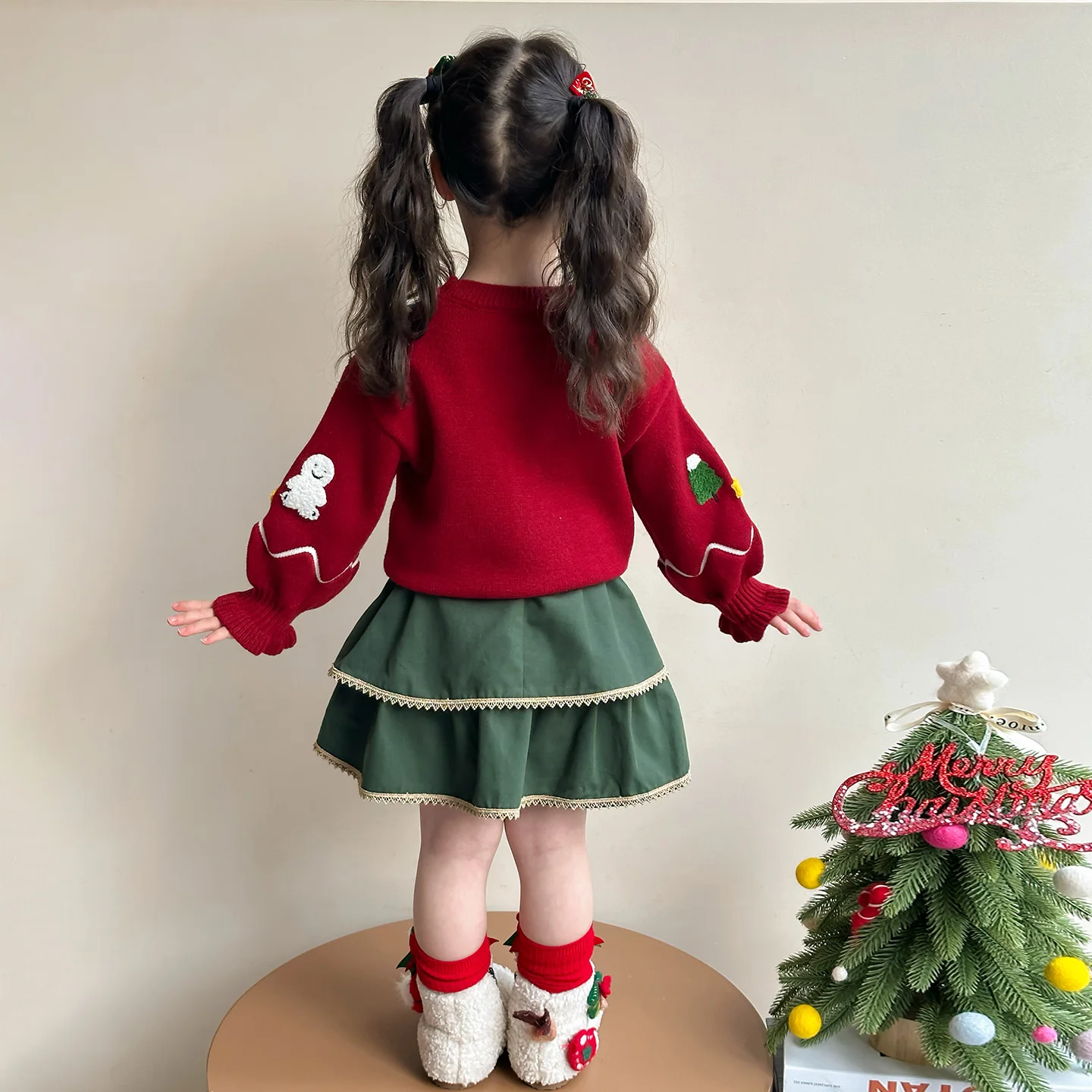 Girl Clothes Set New Year Set Baby Girl Fashion Small Fragrant Sweater Sweater Flared Skirt Two-piece Christmas Set Age 2-9Y