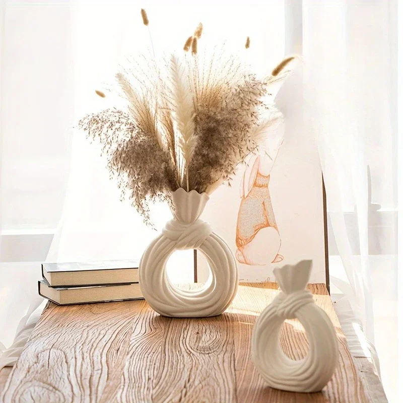 Donut Vase Round Hollow Openwork  Art Decor Centerpiece Vase Nordic Boho Hollow Decor Vase Festival Gift Hydroponic Bottle