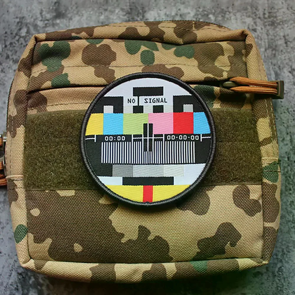TV Has No Channels Patches for Clothing NO SIGNAL Badges on Backpack Fun Nostalgic Hook and Loop Military Morale Applique Patch