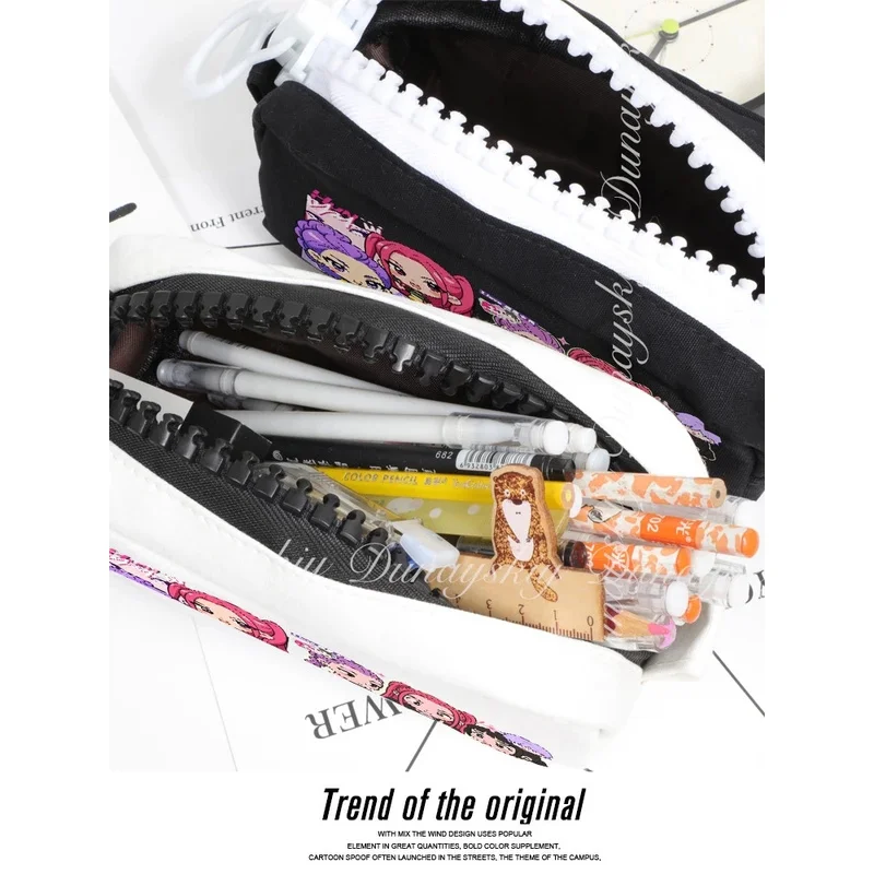 DY20KPop Demon Hunters película Zoey Rumi Mira dos estilos blanco negro una estuche para lápices caja de papelería de gran capacidad disfraz de Cosplay Si