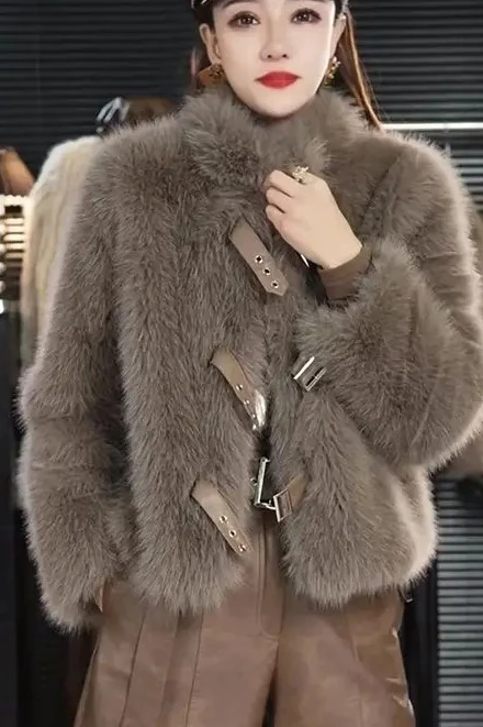 

2026 Autumn/Winter Women's Fur Jacket Commuting Leisure Fake Fur