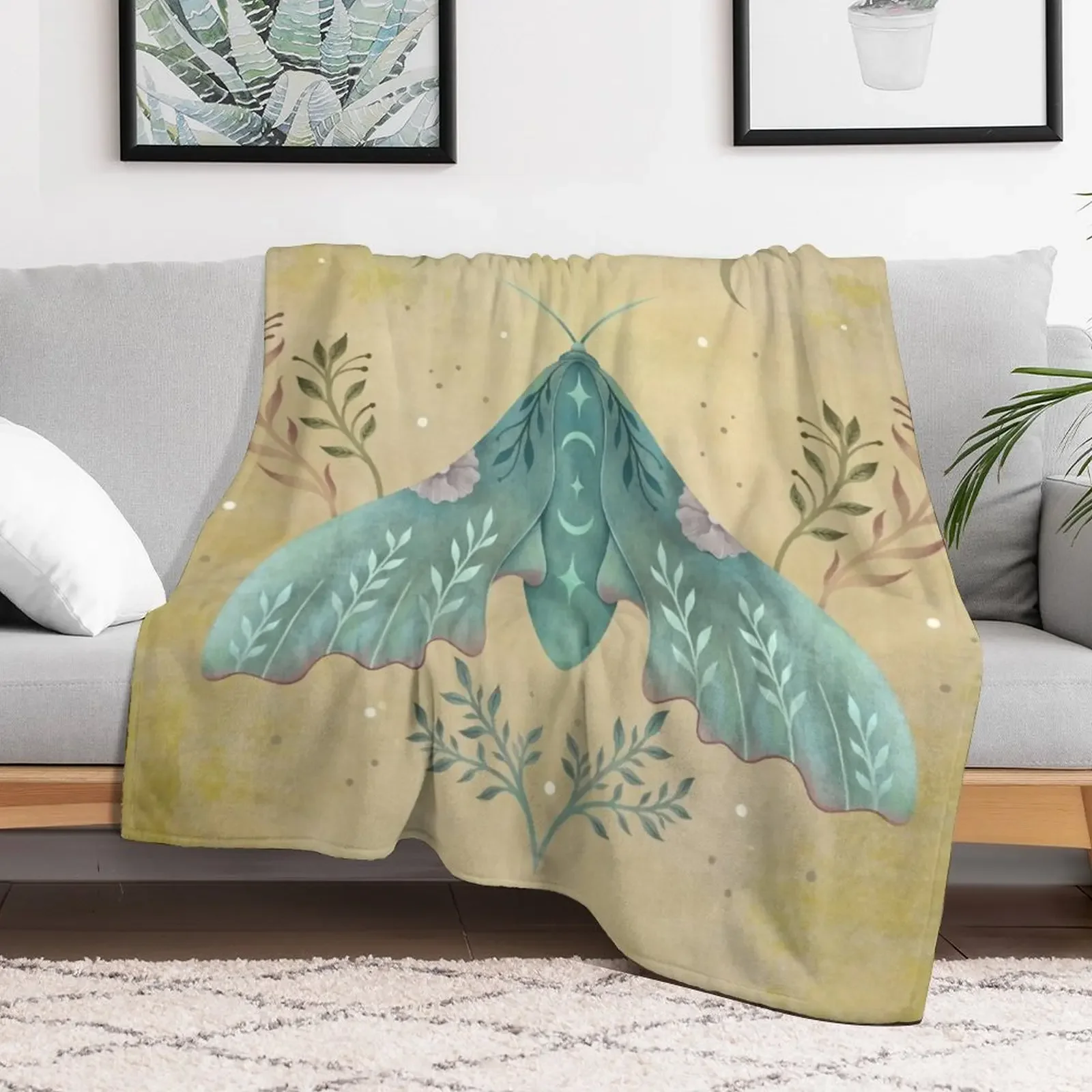 Luna and Moth - Oriental Vintage Throw Blanket Warm Comfortable Blanket Gift for Parents Friends