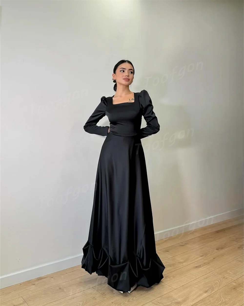 Toofgon สแควร์คอยาวแขนยาวชุดราตรีที่กําหนดเอง A-Line ผ้าไหมซาตินอย่างเป็นทางการชุดพรหมรัดตัวชุดพิเศษ