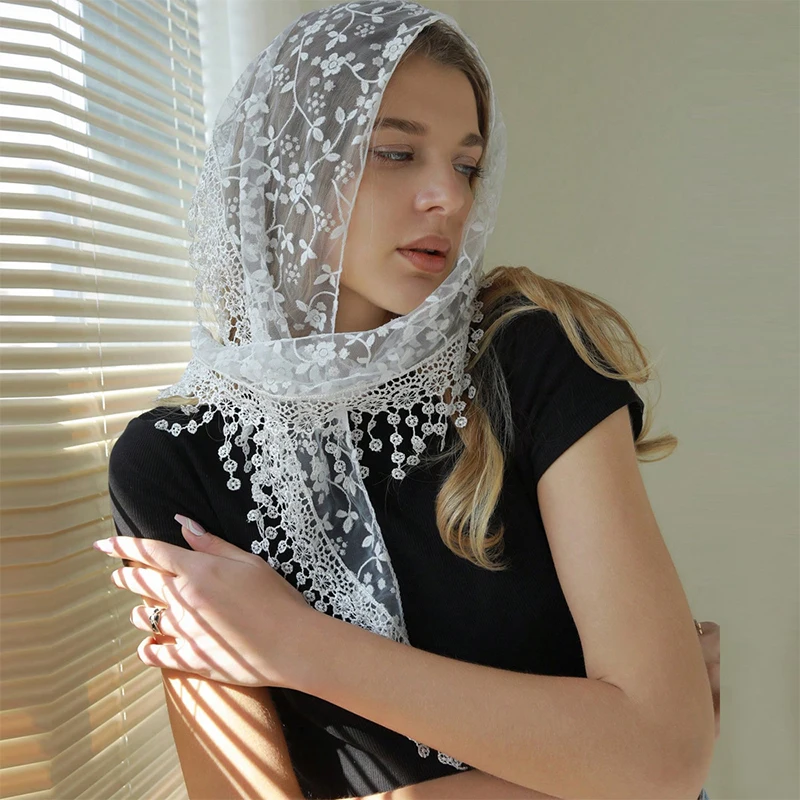 Simple Floral Cutouts Lace Headscarf Breathable Solid Color Women's Triangle Scarf Embroidered Ethnic Style Lace Head Scarf