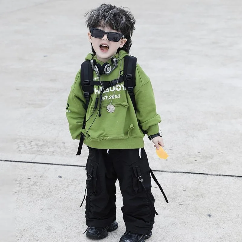 

Young Children's Set 2025 Autumn New Korean Version Children's Fruit Green Hooded Sports Shirt Cool Casual Pants Two-piece Set