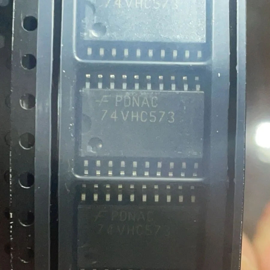 latch 74VHC573M silk-screened 74VHC573 surface mount SOIC-20 original genuine product IC chip integrated circuit