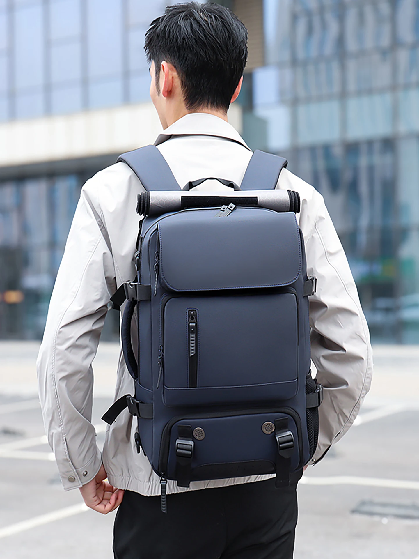 sac-a-dos-de-voyage-court-pour-homme-sac-de-voyage-d'affaires-avec-compartiment-a-chaussures-independant-sac-de-voyage-bandouliere-couleur-unie