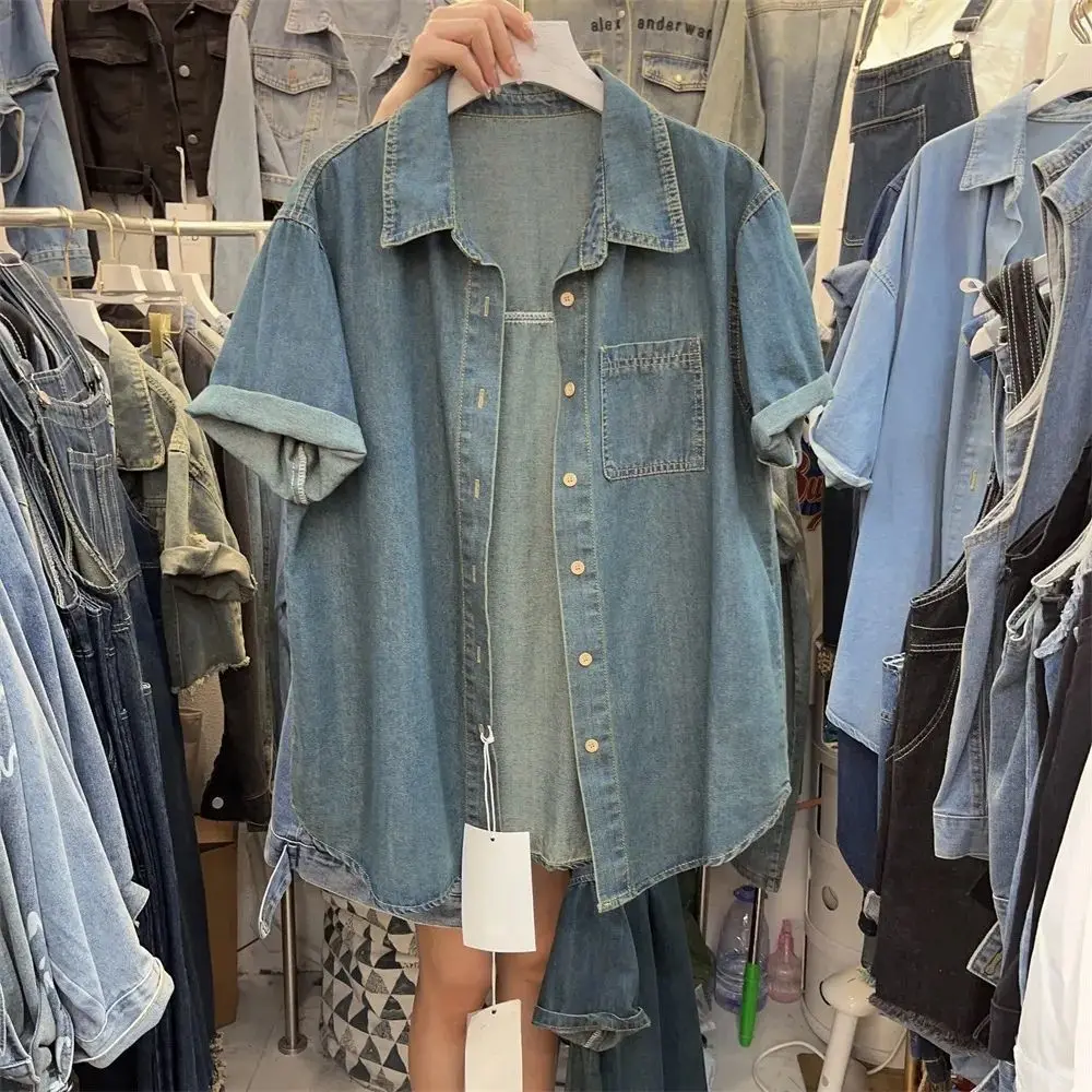 

Summer Loose Fit Short Sleeve Denim Shirt Men's Casual Washed Style Lightweight Korean Version Top for Men Polyester Fiber