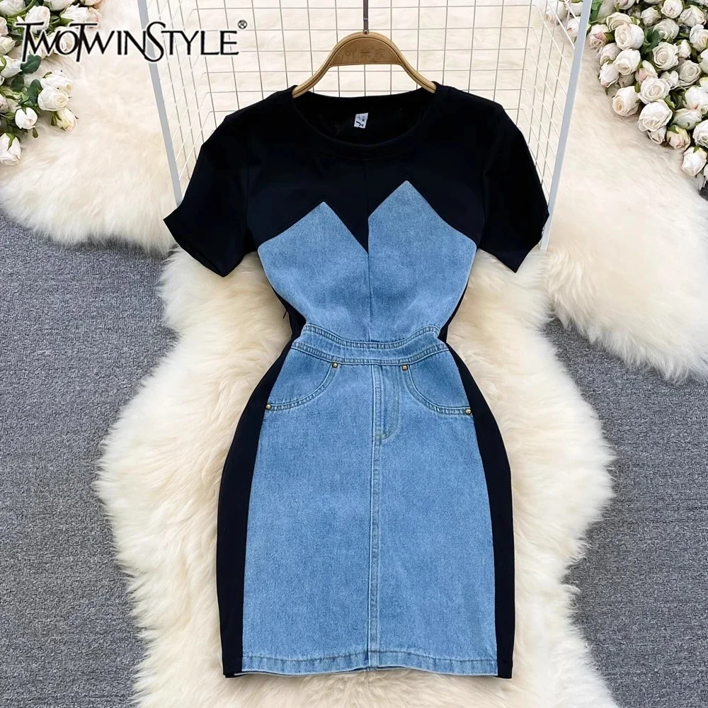 TWOTWINSTYLE Hit Color Patchwork Raw Denim Chic Dress For Women O Neck Short Sleeve High Waist Slimming Dress Female KDR522008