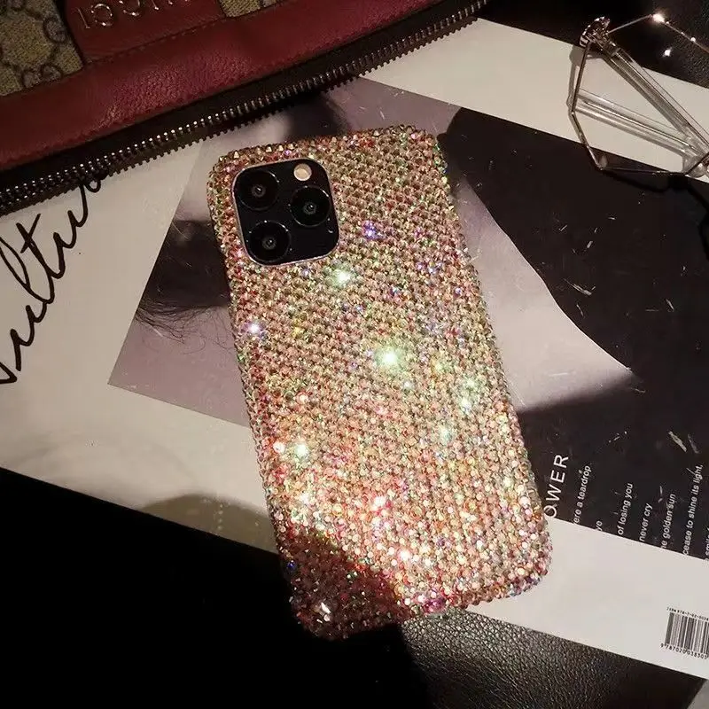 Funda con purpurina para iPhone 16, funda para teléfono deslumbrante, decoración de funda de teléfono DIY, pegatina de diamantes de imitación 3D aplicada a mano, llavero colgante para teléfono móvil