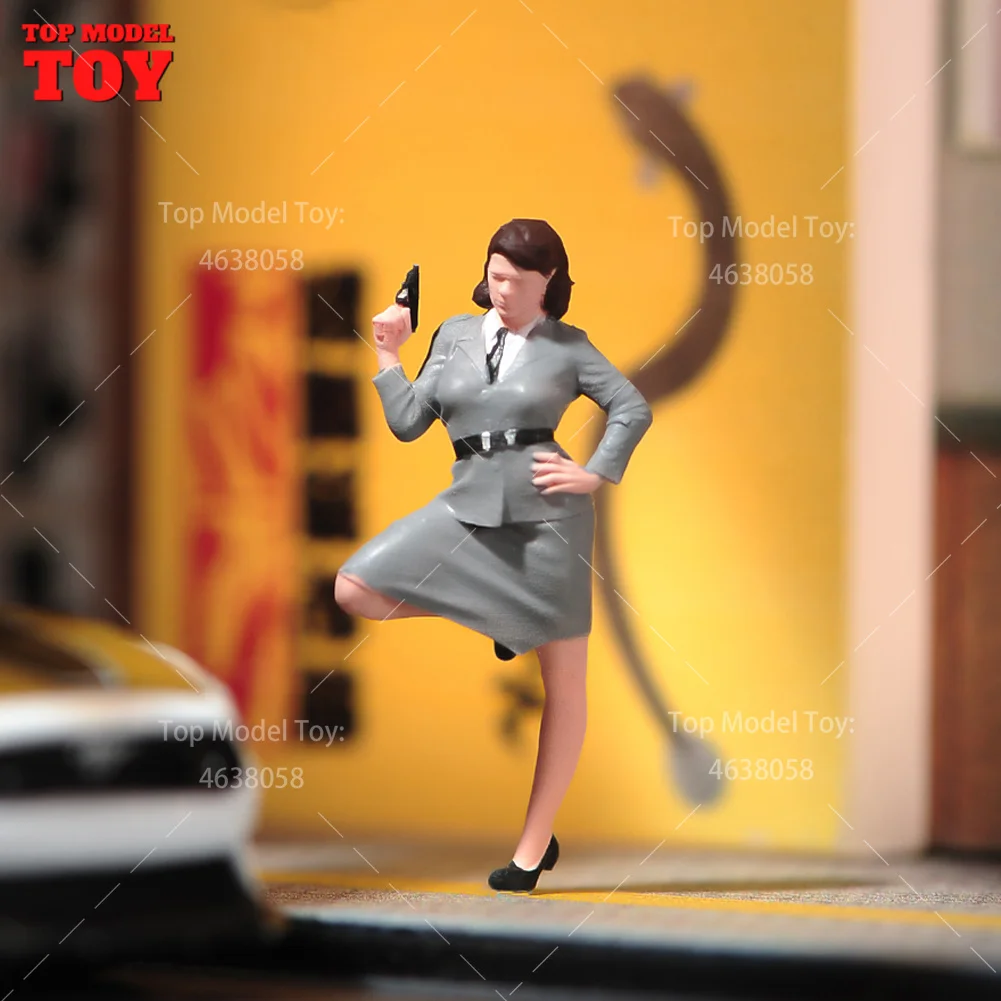 Painted Miniatures 1/64 1/43 1/87 1/18 1/24 Female Agent with a Gun Scene Figure Dolls Unpainted Model For Cars Vehicles Toy