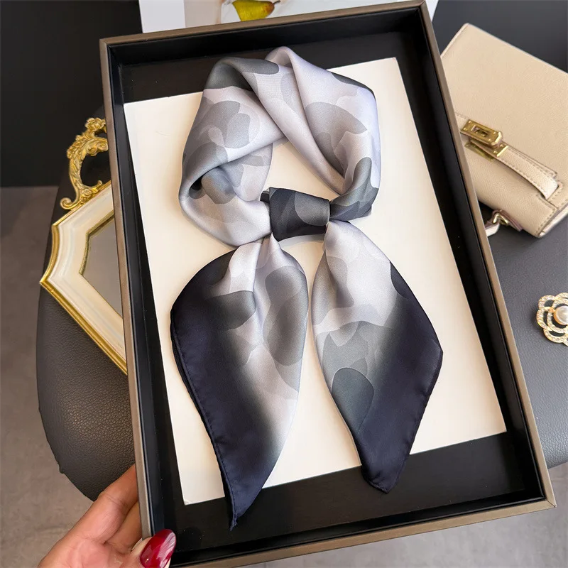 Luxuriöser quadratischer Seidenschal für Damen, modischer Satin-Halstuch, Haarband, Bandana, weibliches Foulard, Strandstola, Hijab, Schals, Pareo