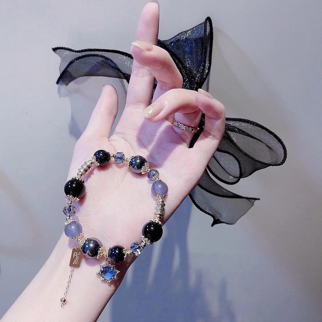 Geburtstagsgeschenk für Mädchen, Nischendesign, Lila Perlenarmband, Modisch, Personalisiertes und Vielseitiges Armband für Frauen