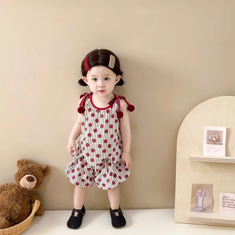 

Baby Girl 2025 Summer New Suspender Set Two Piece Set Polka Dot Cotton Foreign Baby Summer