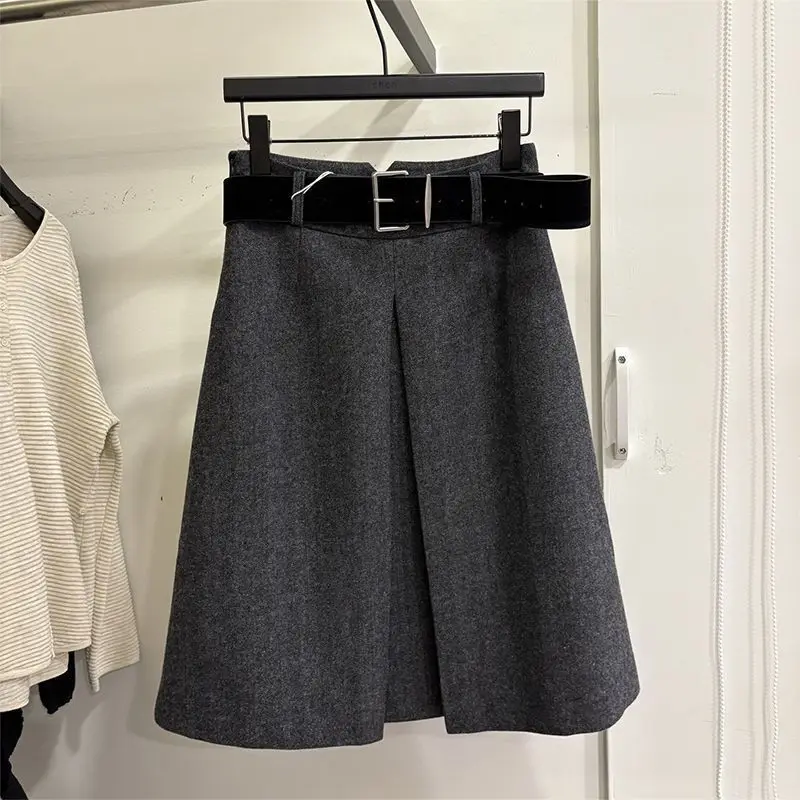 2025 Korean high-waisted woolen skirt slimming autumn and winter fashion new temperament casual skirt midi skirt